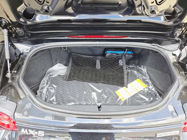 New 2026 MAZDA MX-5 Miata Club w/ Weather Package RWD image 14