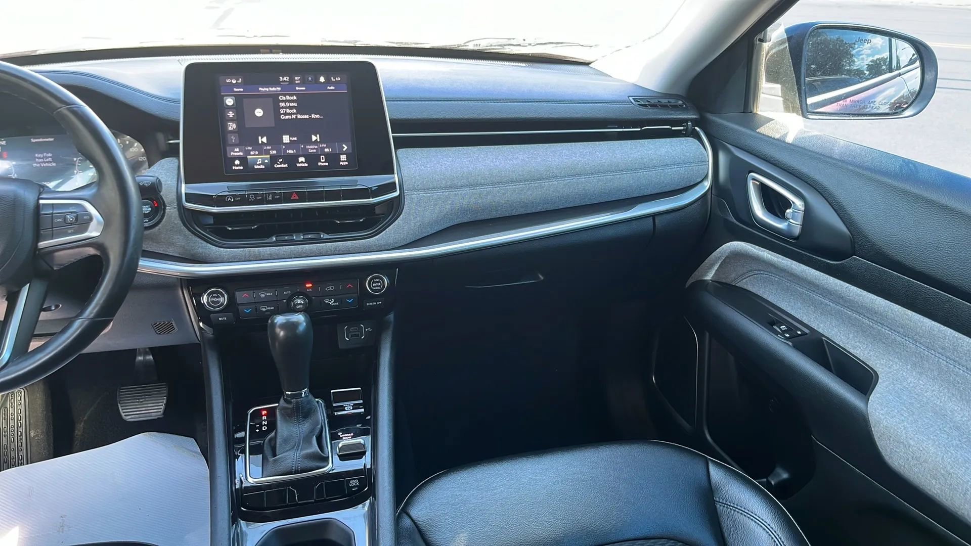 Used 2022 Jeep Compass Latitude w/ Convenience Group image 22