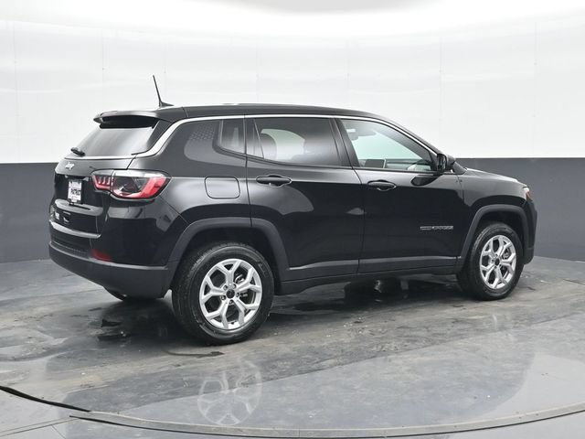 Used 2025 Jeep Compass Sport w/ Mopar Graphics Package AWD/4WD image 20