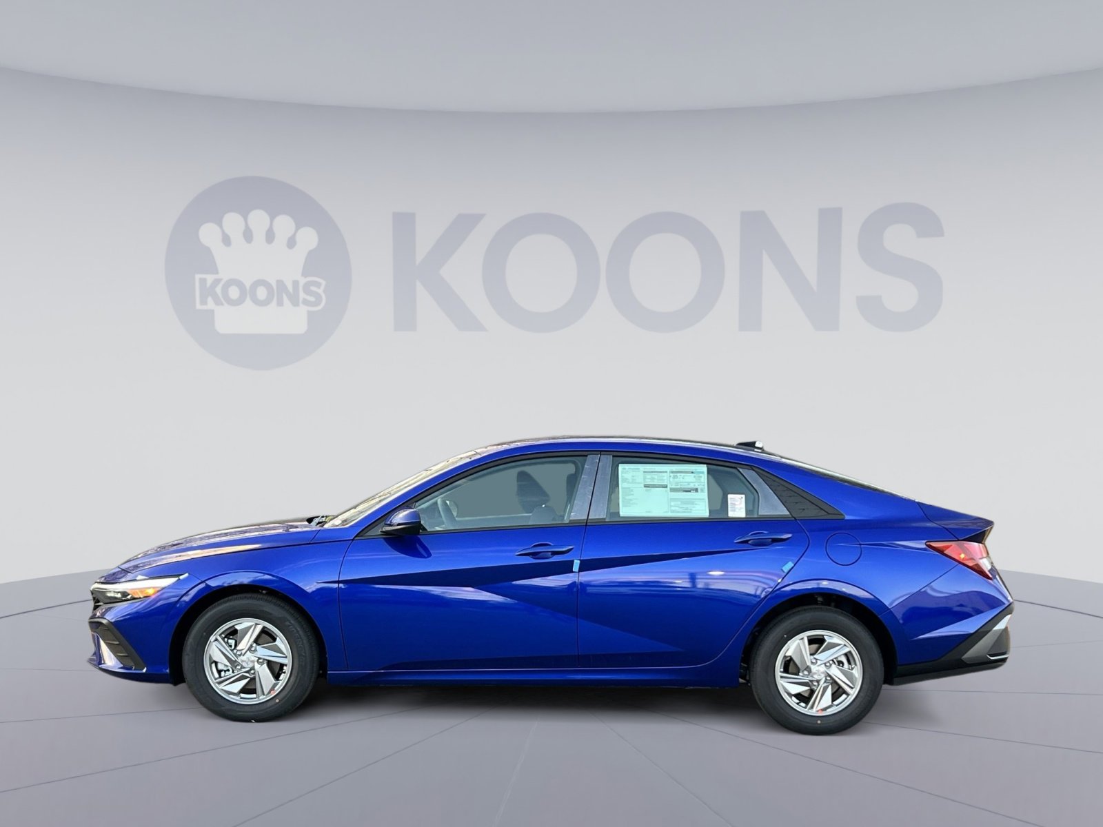 New 2026 Hyundai Elantra SE image 2