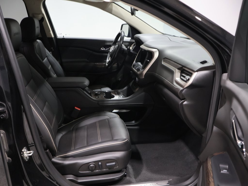 Used 2022 GMC Acadia Denali image 21