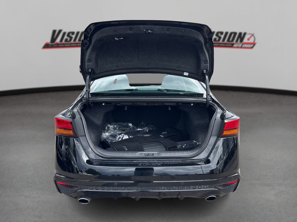 Used 2025 Nissan Altima 2.5 SV w/ SV Special Edition Package image 11