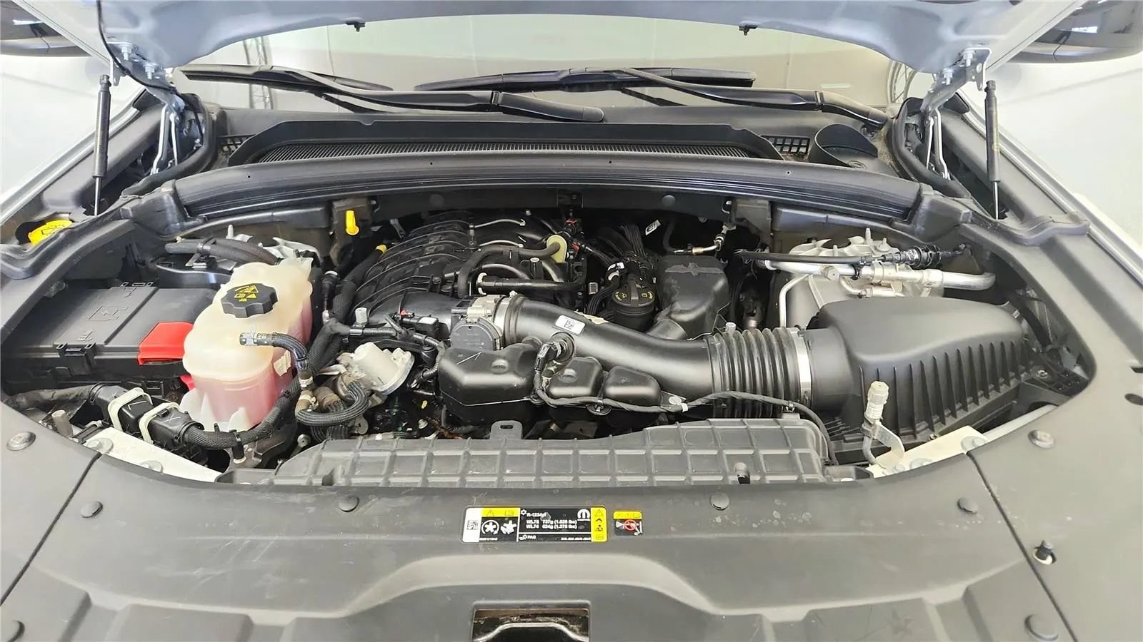 Used 2022 Jeep Grand Cherokee L Laredo w/ Luxury Tech Group I AWD/4WD image 41
