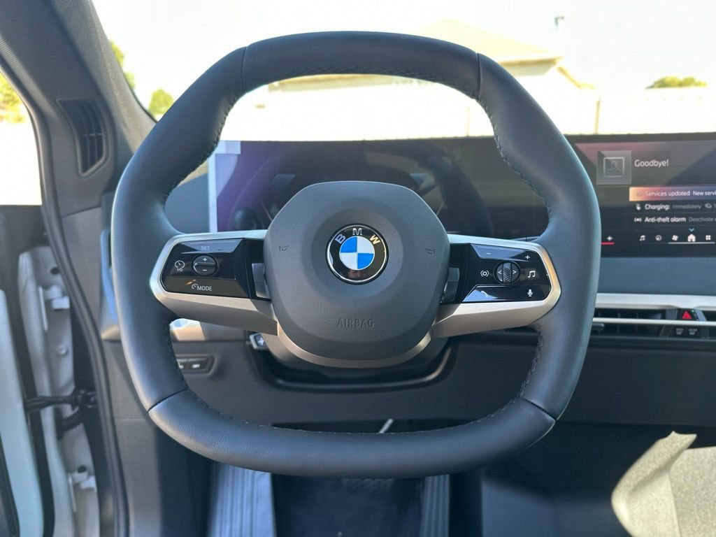 New 2026 BMW iX xDrive45 image 31
