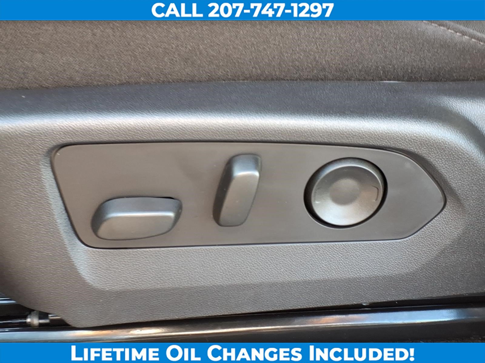 New 2026 Chevrolet Colorado W/T w/ WT Custom Package AWD/4WD image 12