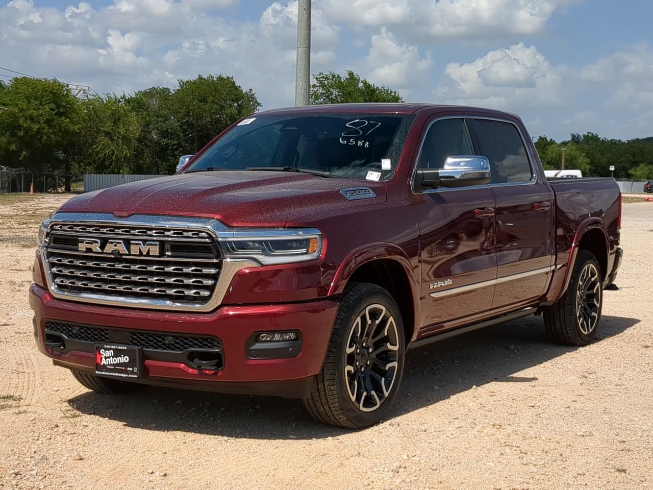 New 2026 RAM 1500 Limited w/ Bed Utility Group image 4