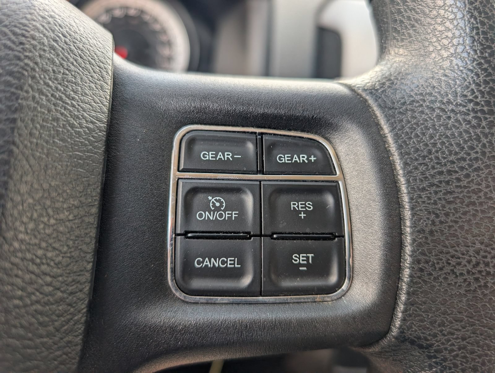 Used 2014 RAM 1500 Express RWD image 12