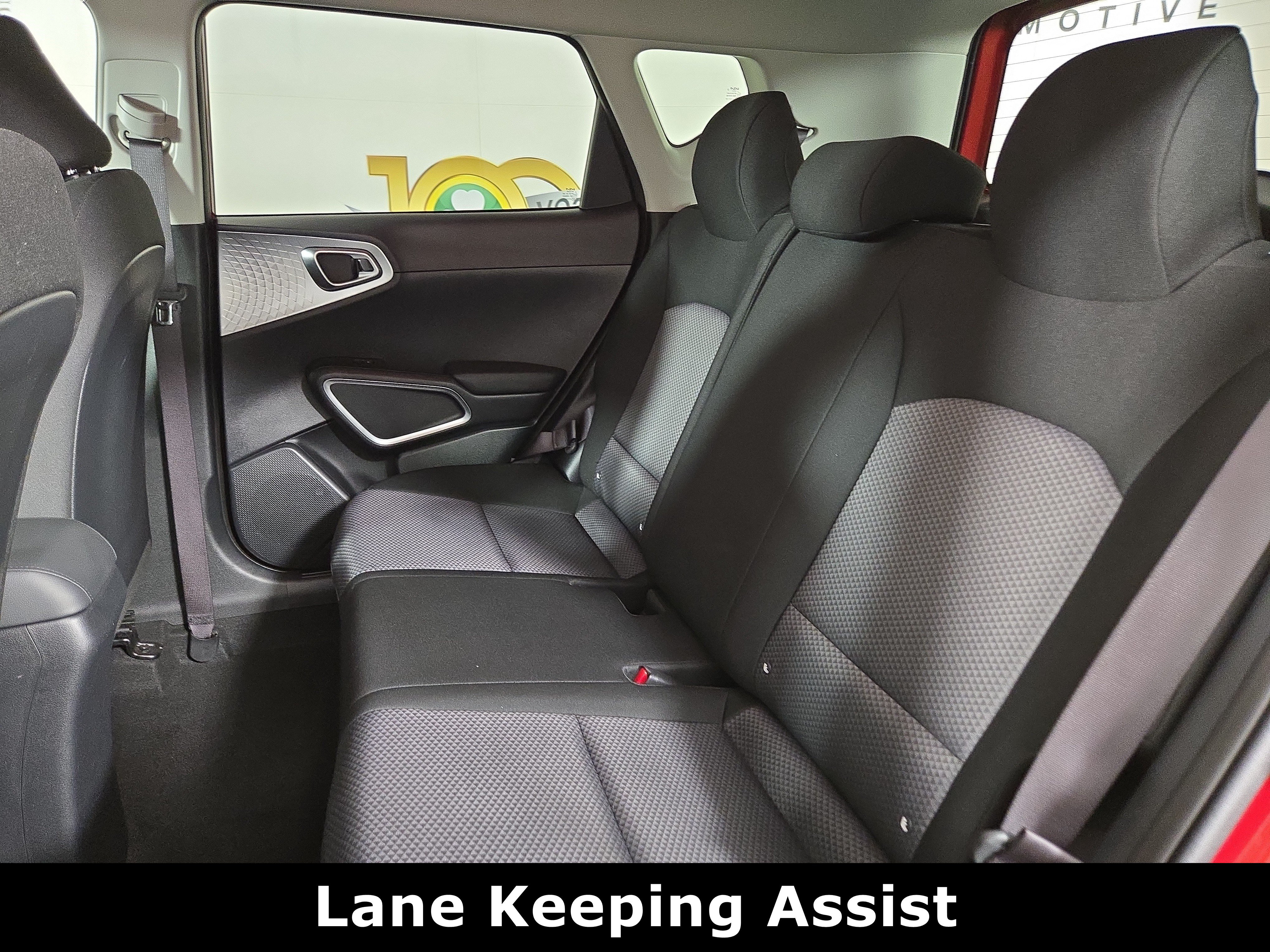Used 2024 Kia Soul LX w/ LX Technology Package FWD image 13