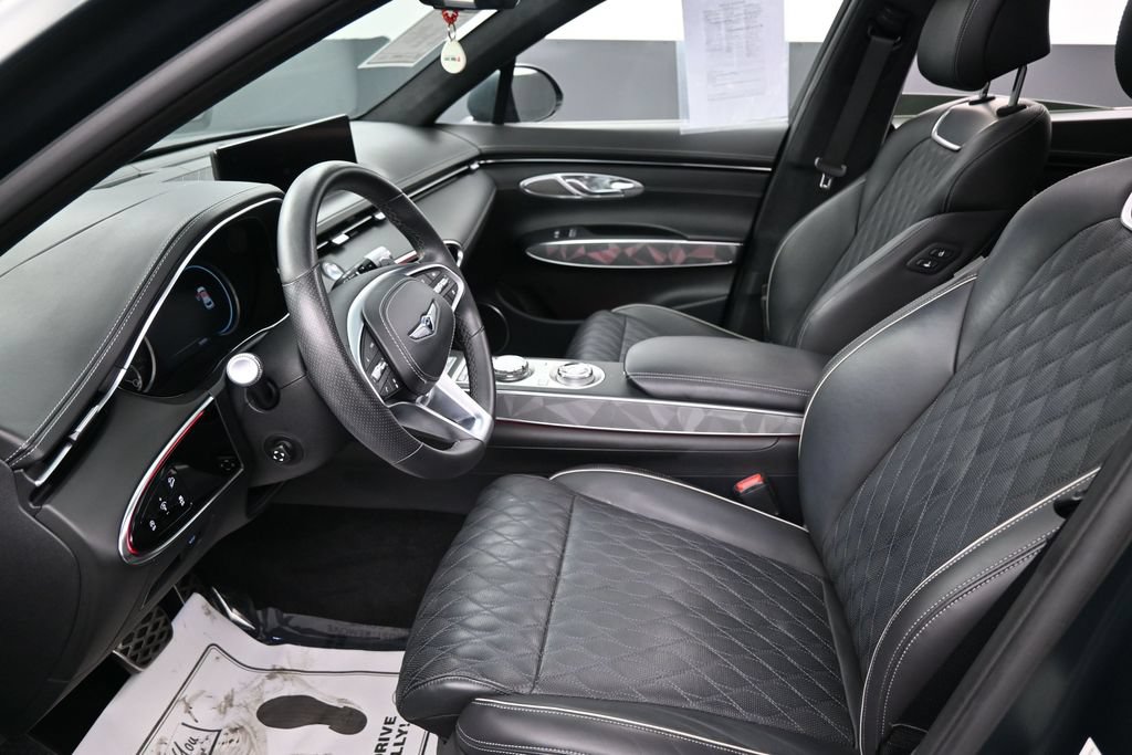 Used 2024 Genesis GV70 3.5T Sport w/ Sport Advanced Package AWD/4WD image 24