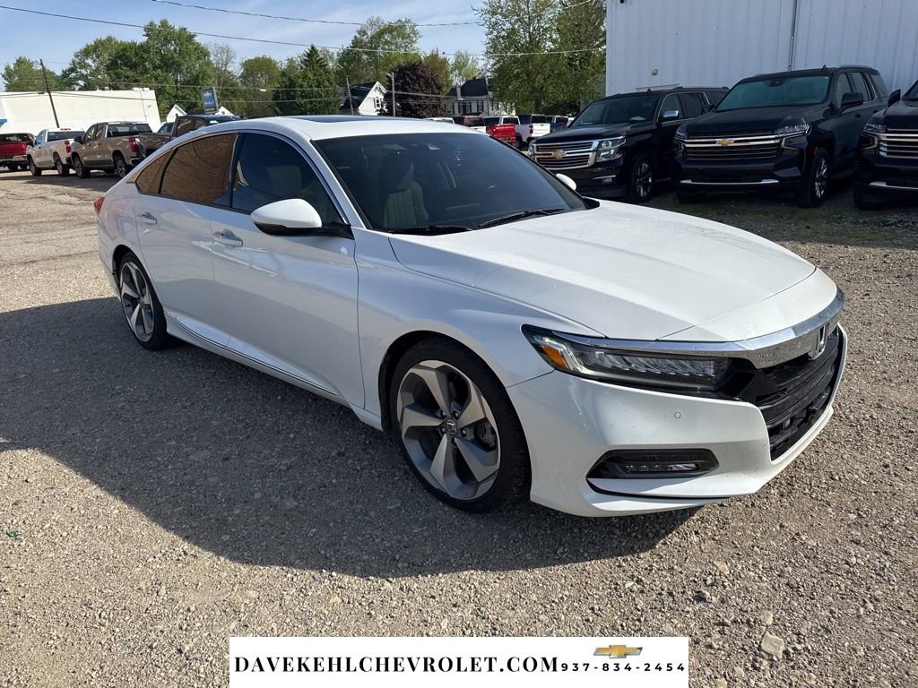 Used 2018 Honda Accord Touring image 1