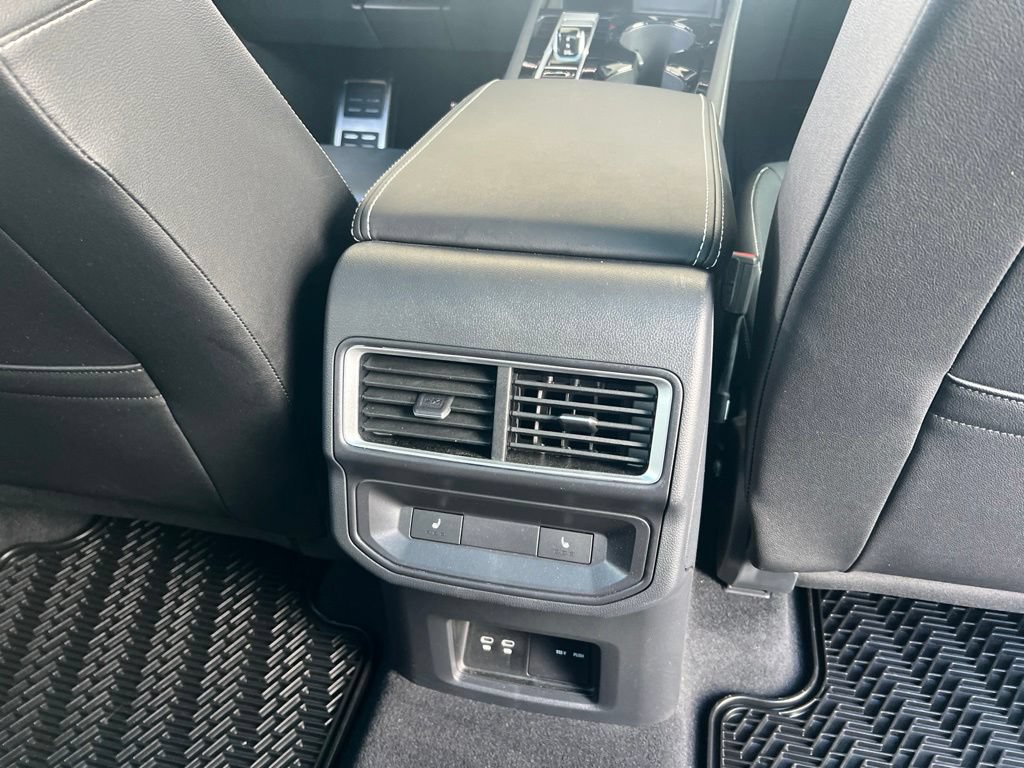 Used 2025 Volkswagen Atlas Cross Sport SEL R-Line AWD/4WD image 20