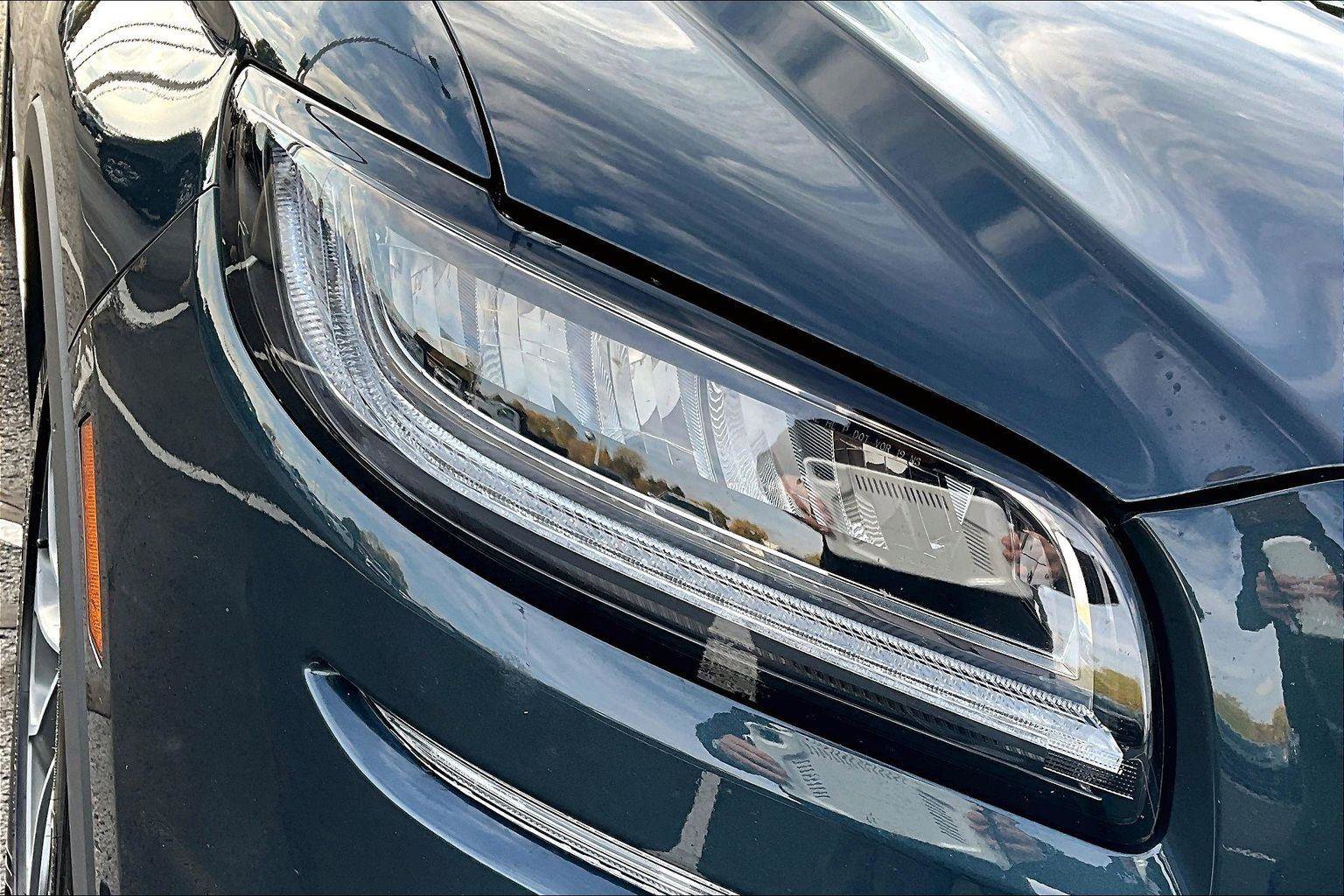 Used 2023 Lincoln Nautilus Reserve w/ Equipment Group 201A image 28