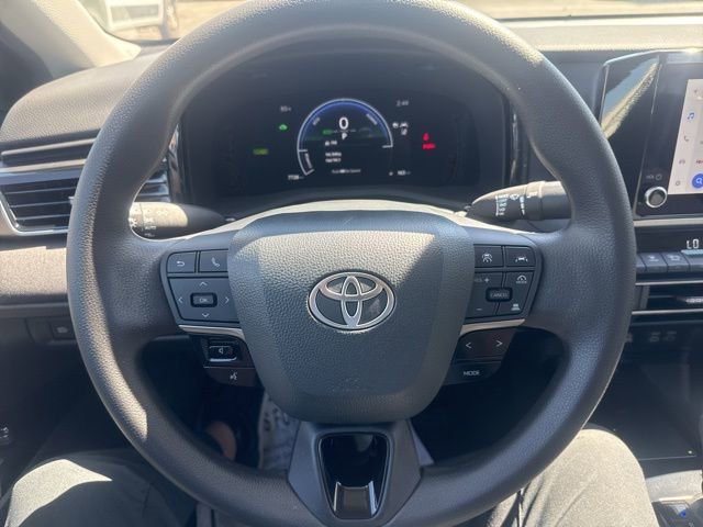 Used 2026 Toyota Camry LE image 12