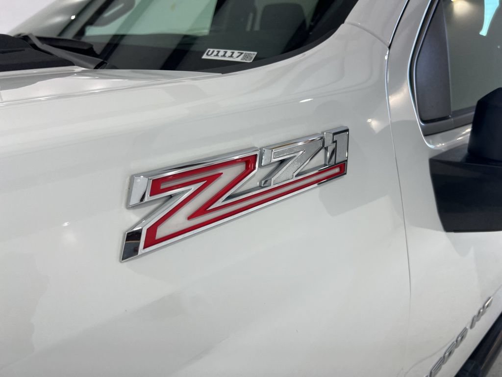 Used 2025 Chevrolet Silverado 2500 Custom w/ Custom Value Package AWD/4WD image 29