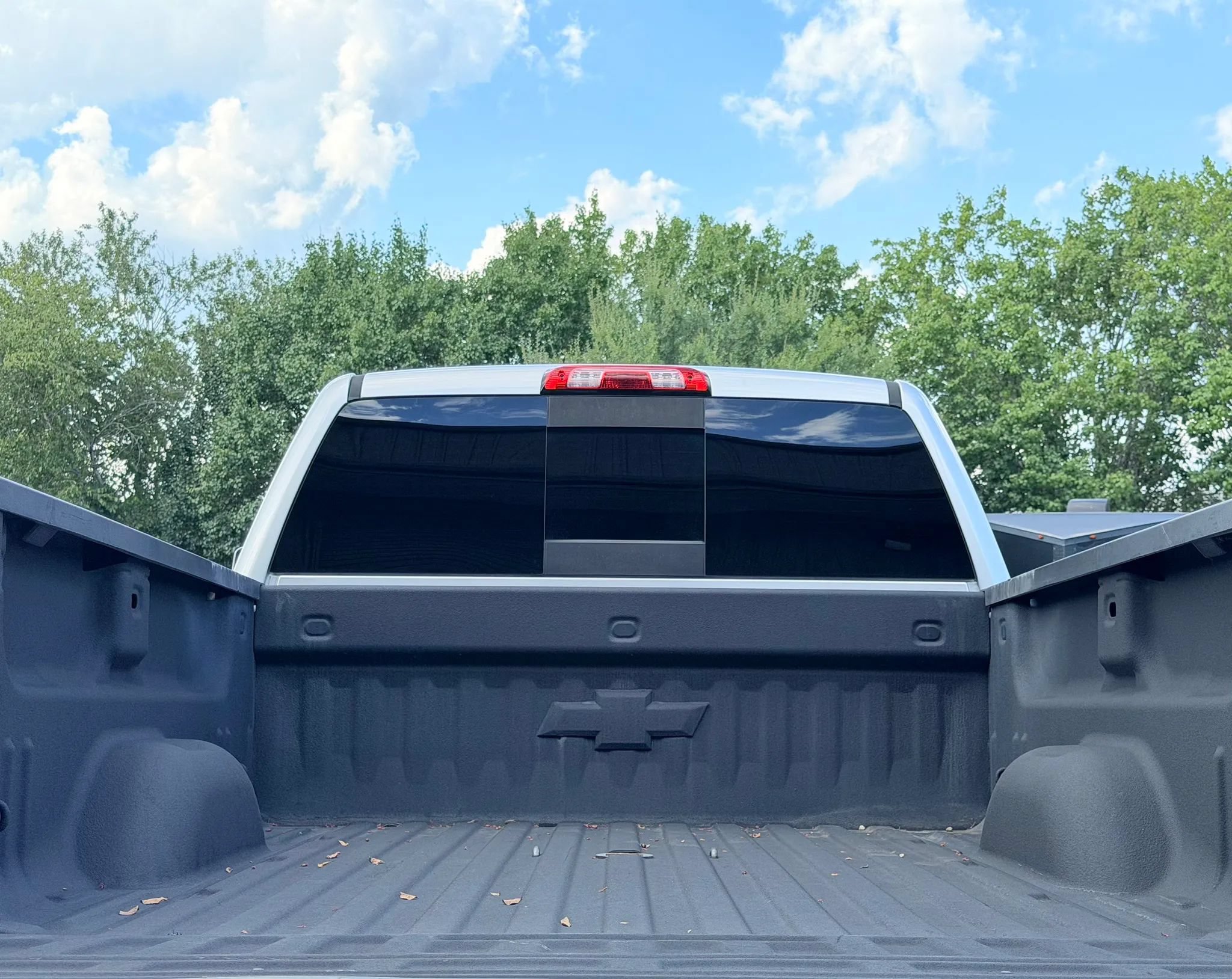 Used 2017 Chevrolet Silverado 2500 LTZ w/ Duramax Plus Package AWD/4WD image 5
