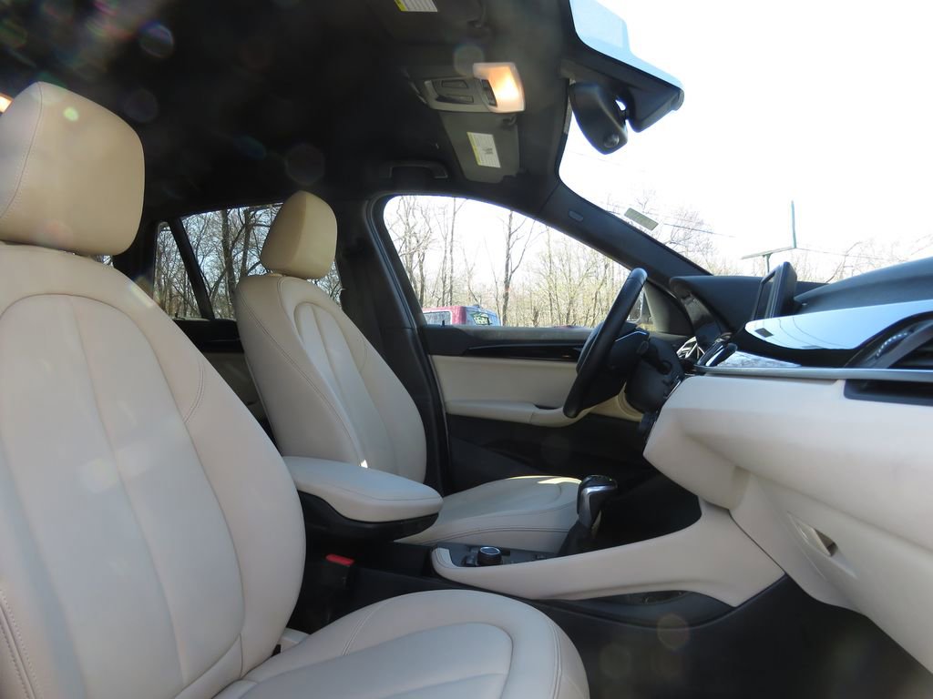Used 2018 BMW X1 xDrive28i image 13