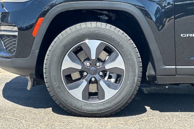 Certified 2024 Jeep Grand Cherokee Limited 4xe AWD/4WD image 24