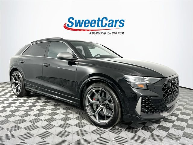 Used 2025 Audi RS Q8 performance