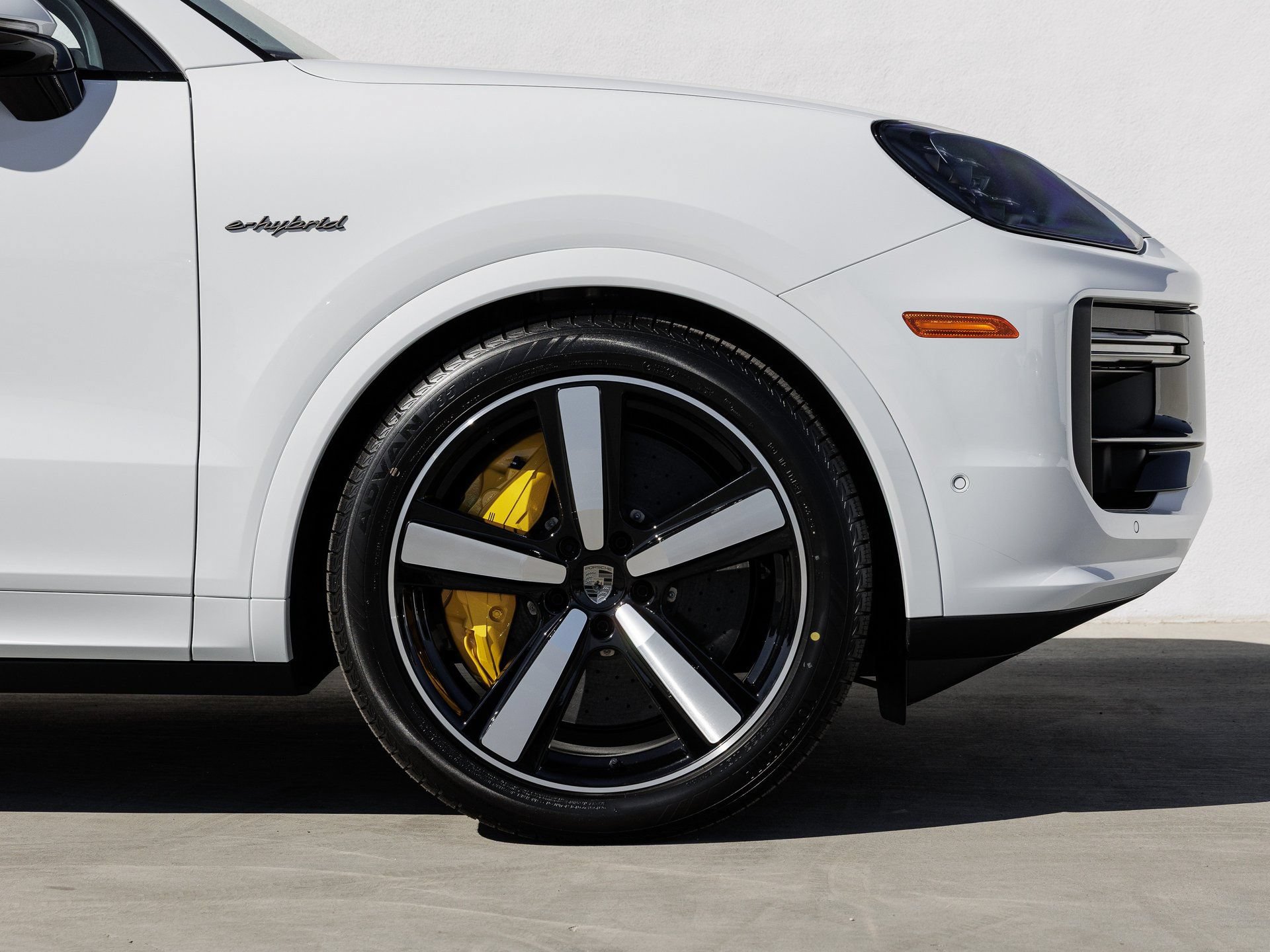 New 2026 Porsche Cayenne Turbo AWD/4WD image 11