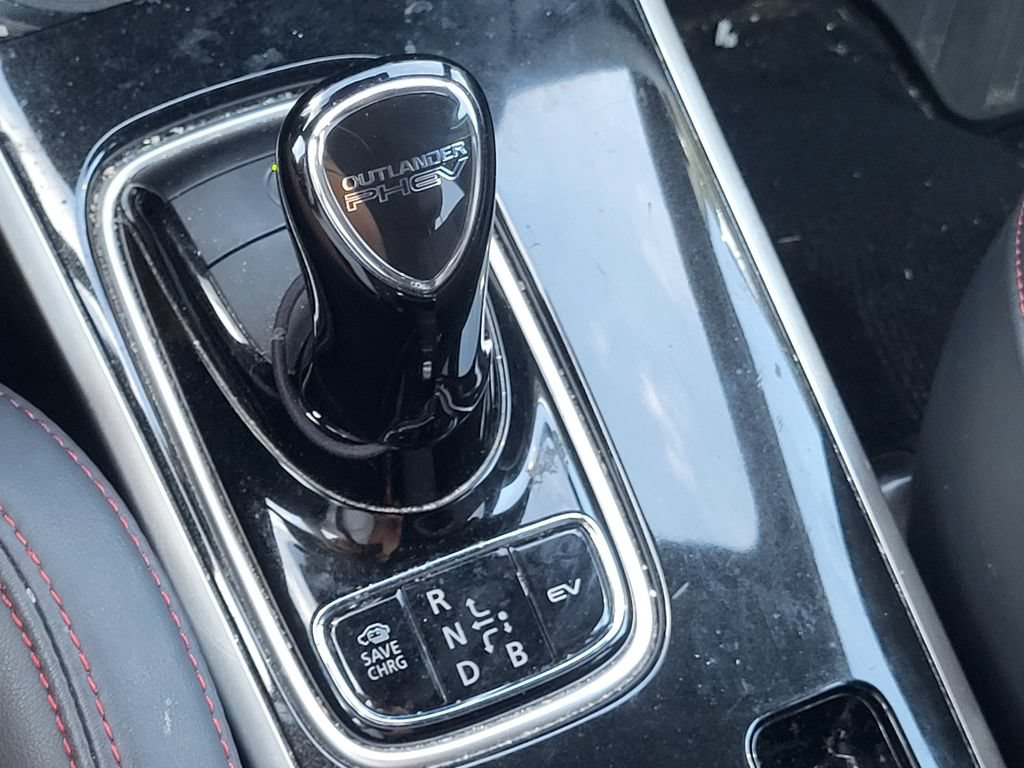 Used 2022 Mitsubishi Outlander LE AWD/4WD image 21