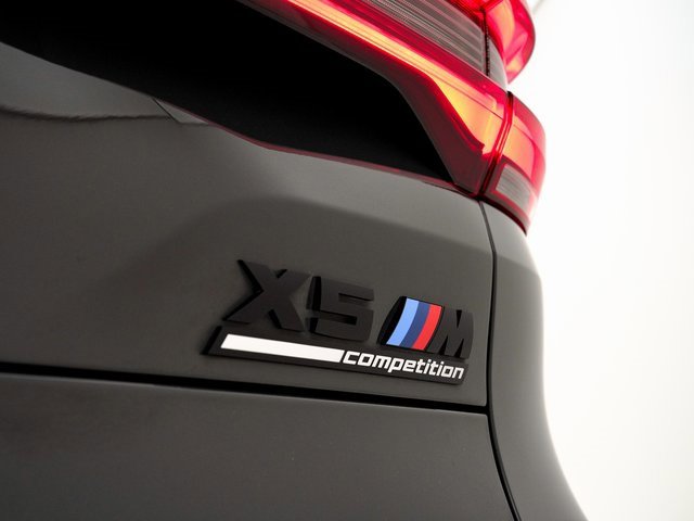 Used 2023 BMW X5 M w/ Competition Package image 33