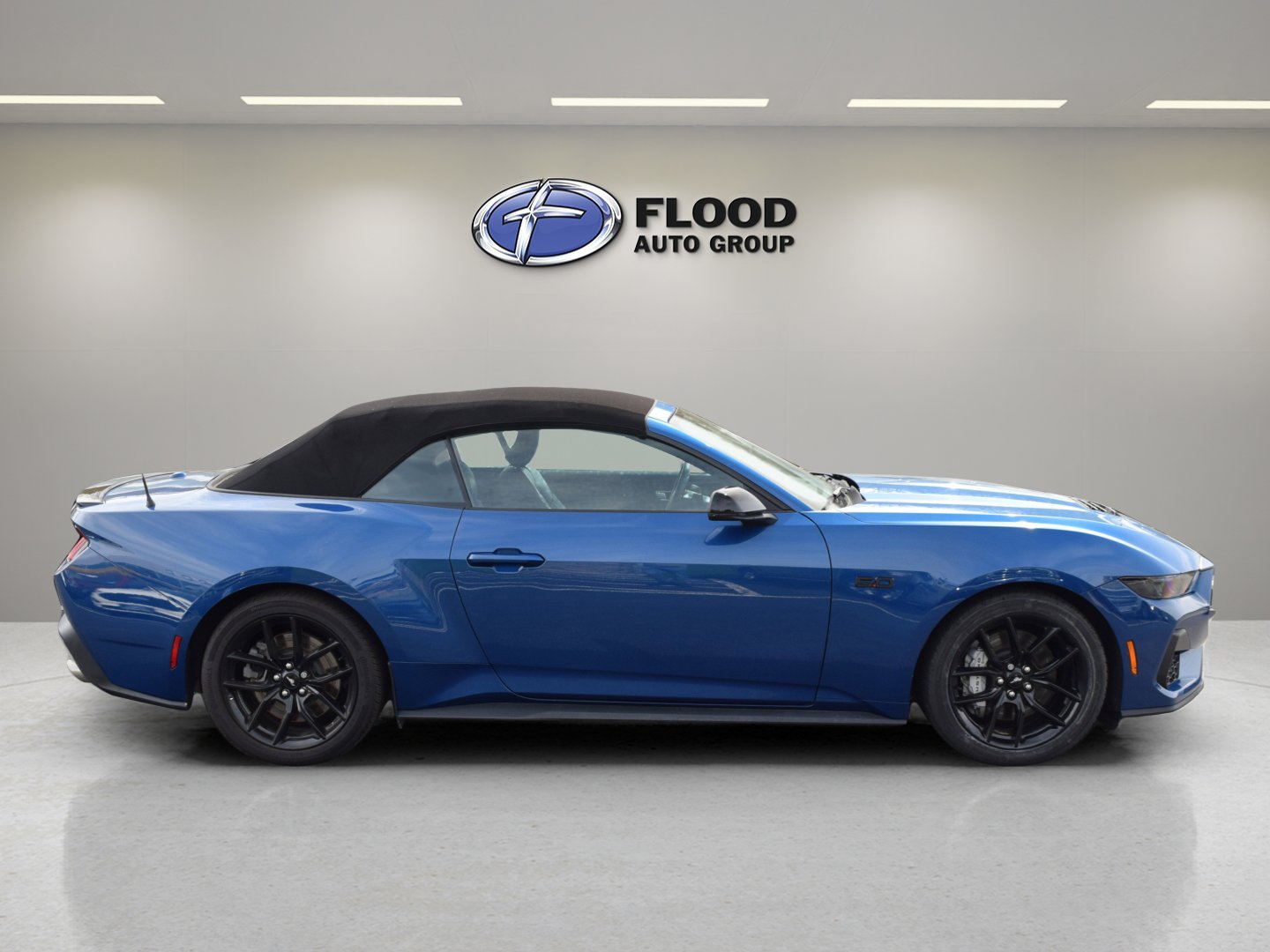 Used 2024 Ford Mustang GT Premium image 3