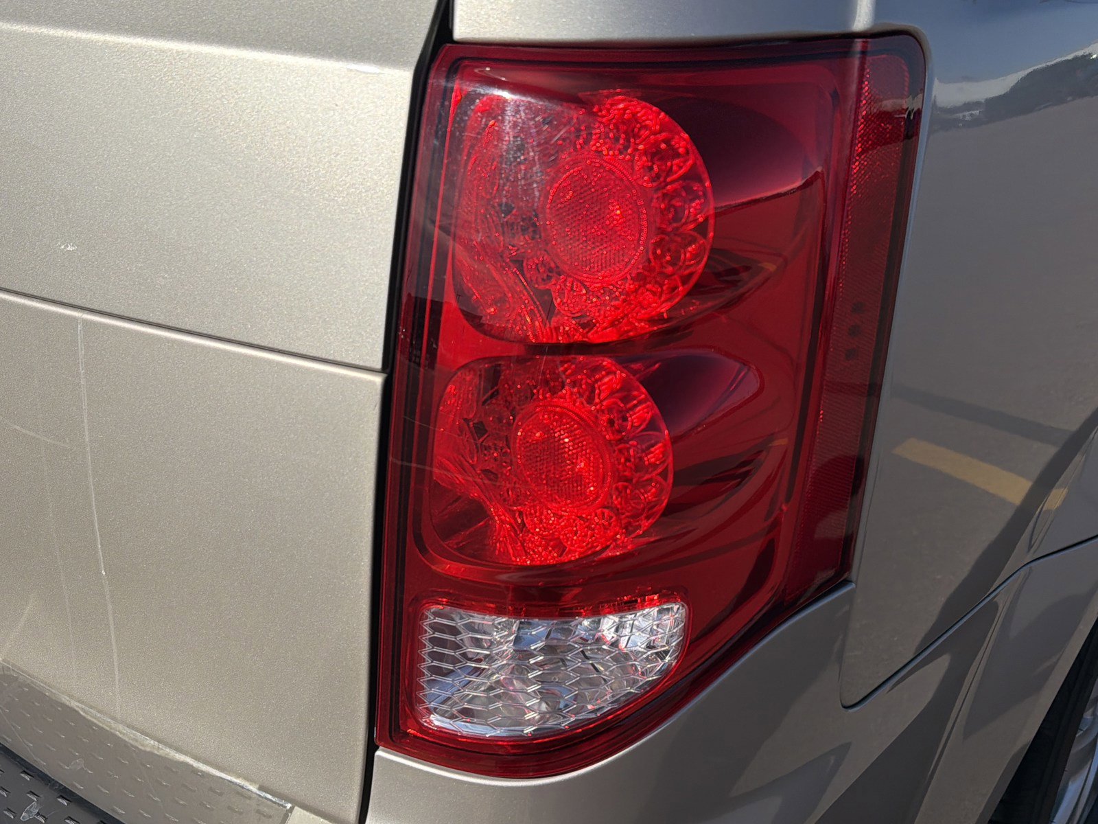 Used 2016 Dodge Grand Caravan SE w/ Quick Order Package 29E SE image 17