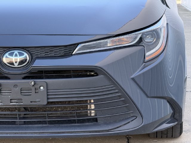 Used 2024 Toyota Corolla LE FWD image 9