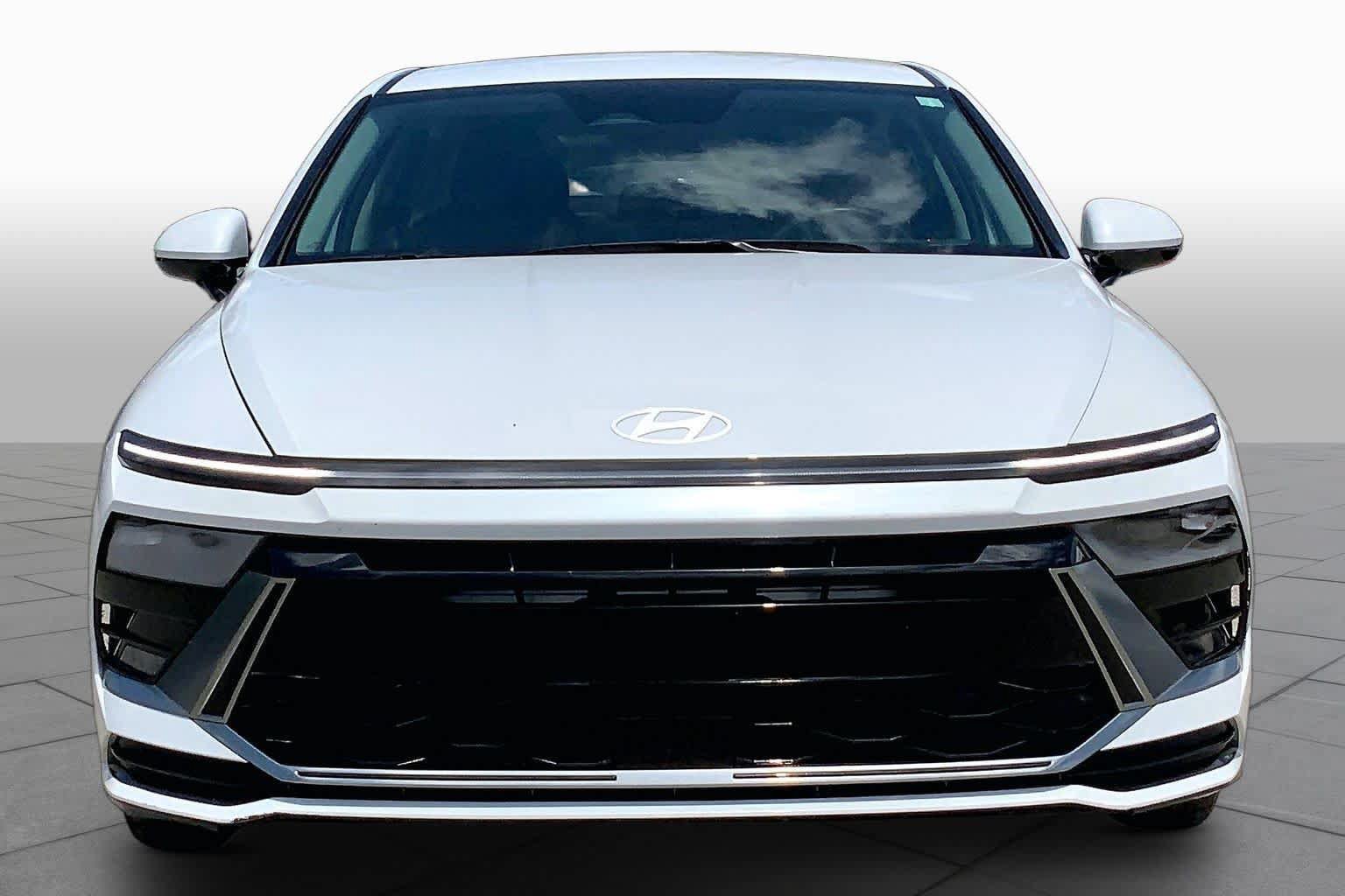 Used 2025 Hyundai Sonata SEL FWD image 4