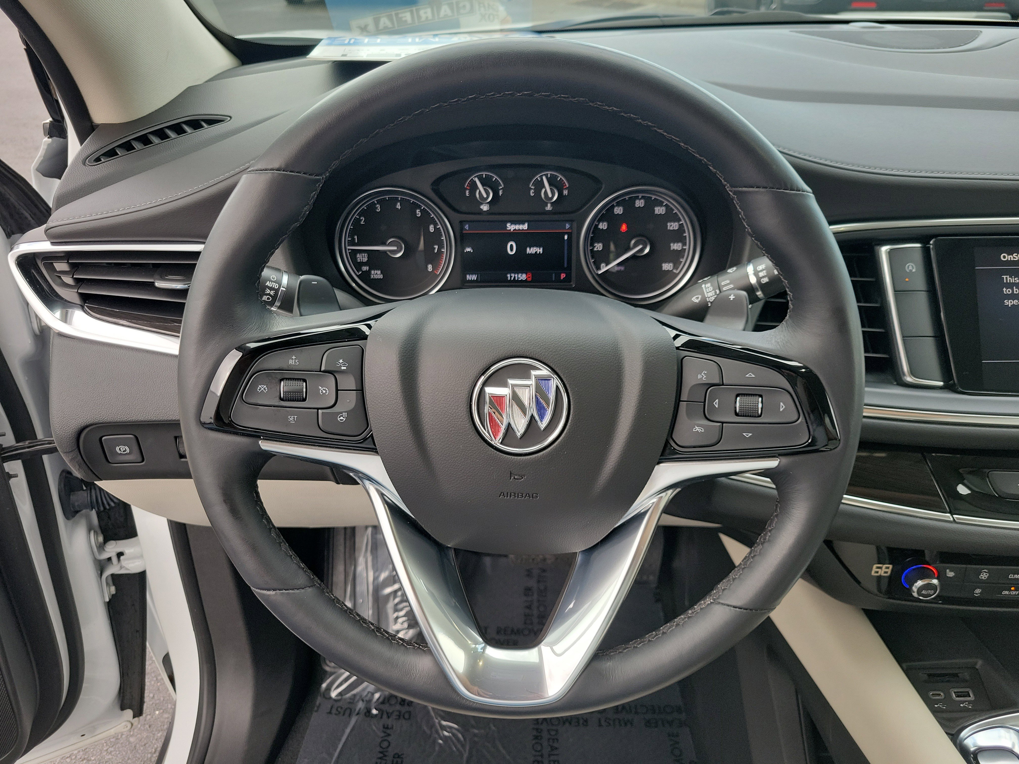 Used 2024 Buick Enclave Essence image 29