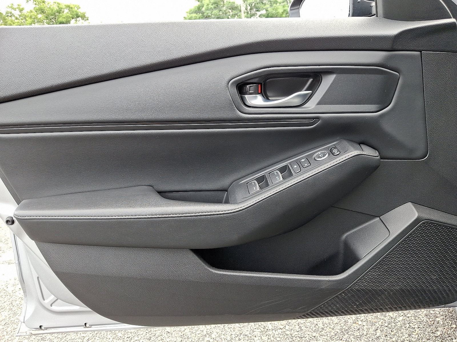 Used 2024 Honda Accord Sport image 12