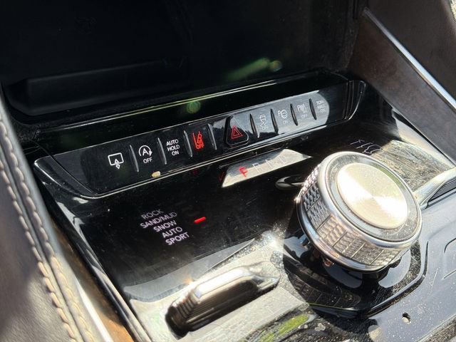 Used 2024 Jeep Grand Wagoneer L 4WD image 39