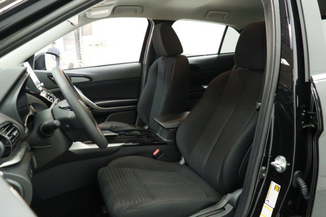 New 2026 Mitsubishi Eclipse Cross LE AWD/4WD image 7
