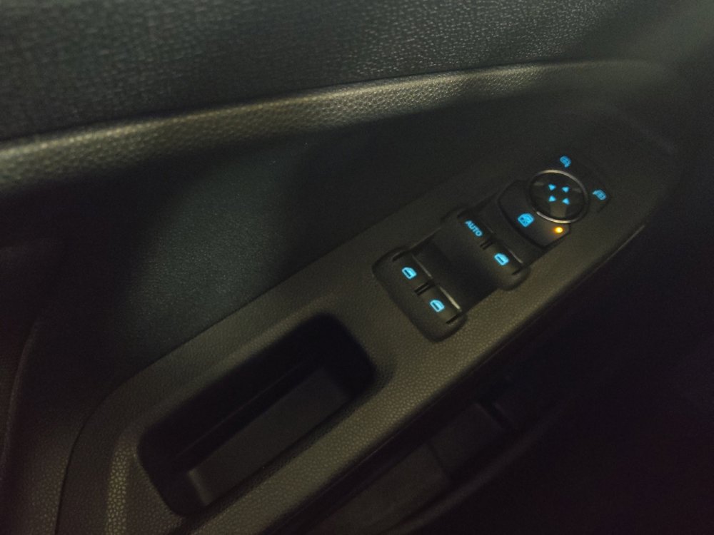 Used 2019 Ford EcoSport SE image 27