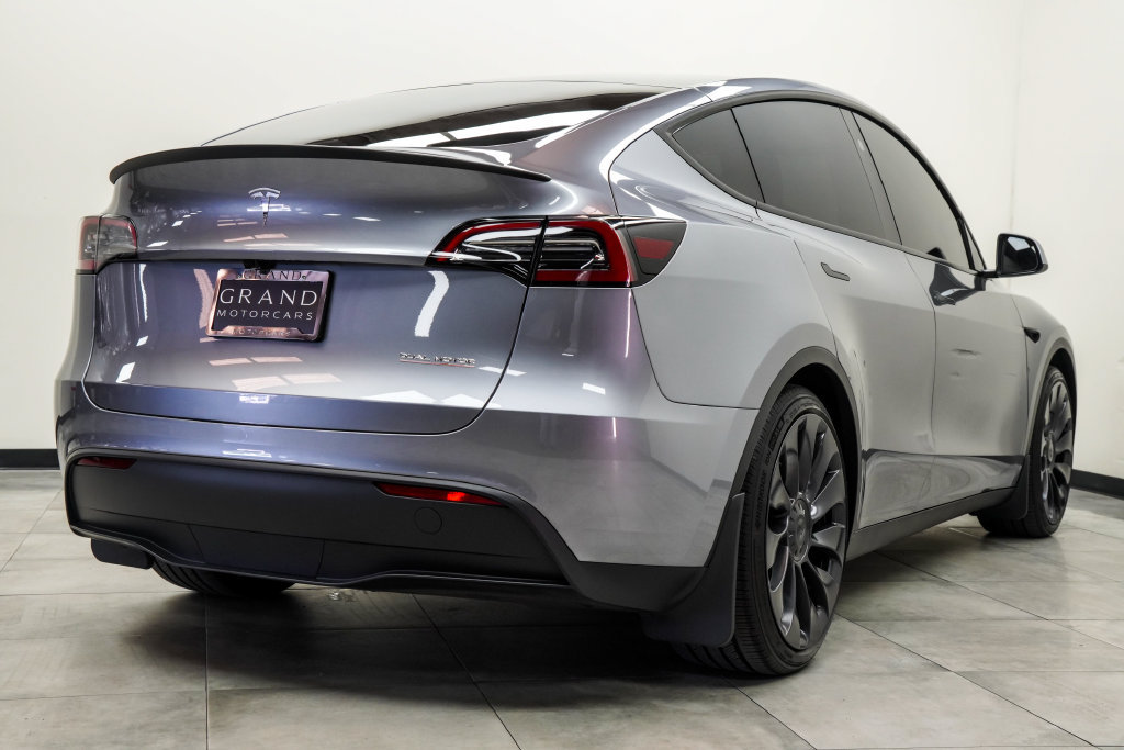 Used 2025 Tesla Model Y Performance AWD/4WD image 13