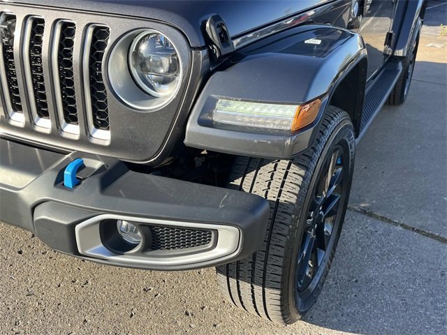 Used 2023 Jeep Wrangler Unlimited Sahara w/ Cold Weather Group image 9