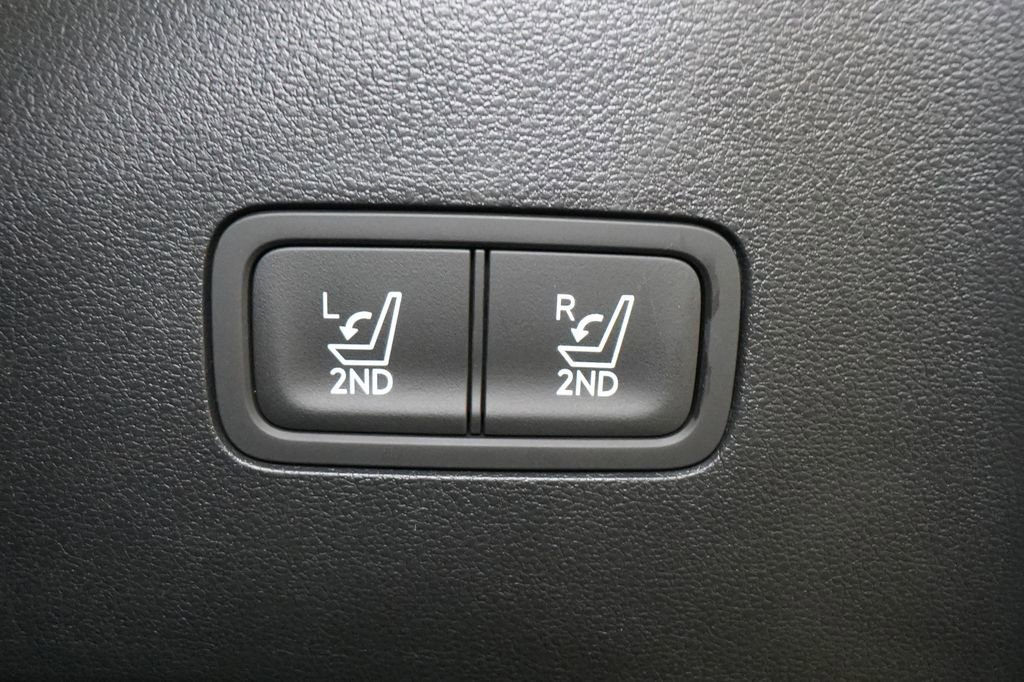 New 2026 Hyundai Santa Fe SE image 24