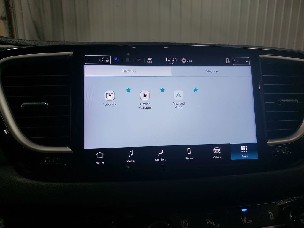 Used 2025 Chrysler Pacifica Select FWD image 22
