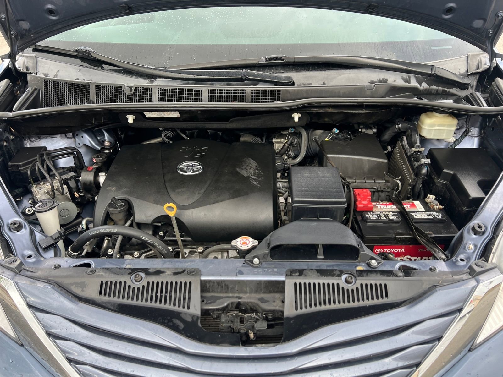 Used 2017 Toyota Sienna LE FWD image 34