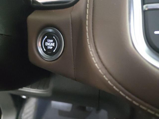 Used 2024 Chevrolet Tahoe High Country image 13