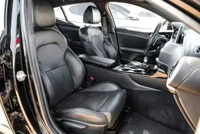 Used 2021 Kia Stinger GT-Line image 41