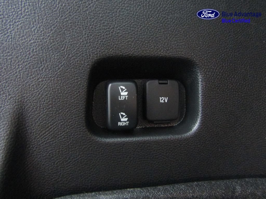 Certified 2024 Ford Edge Titanium AWD/4WD image 27