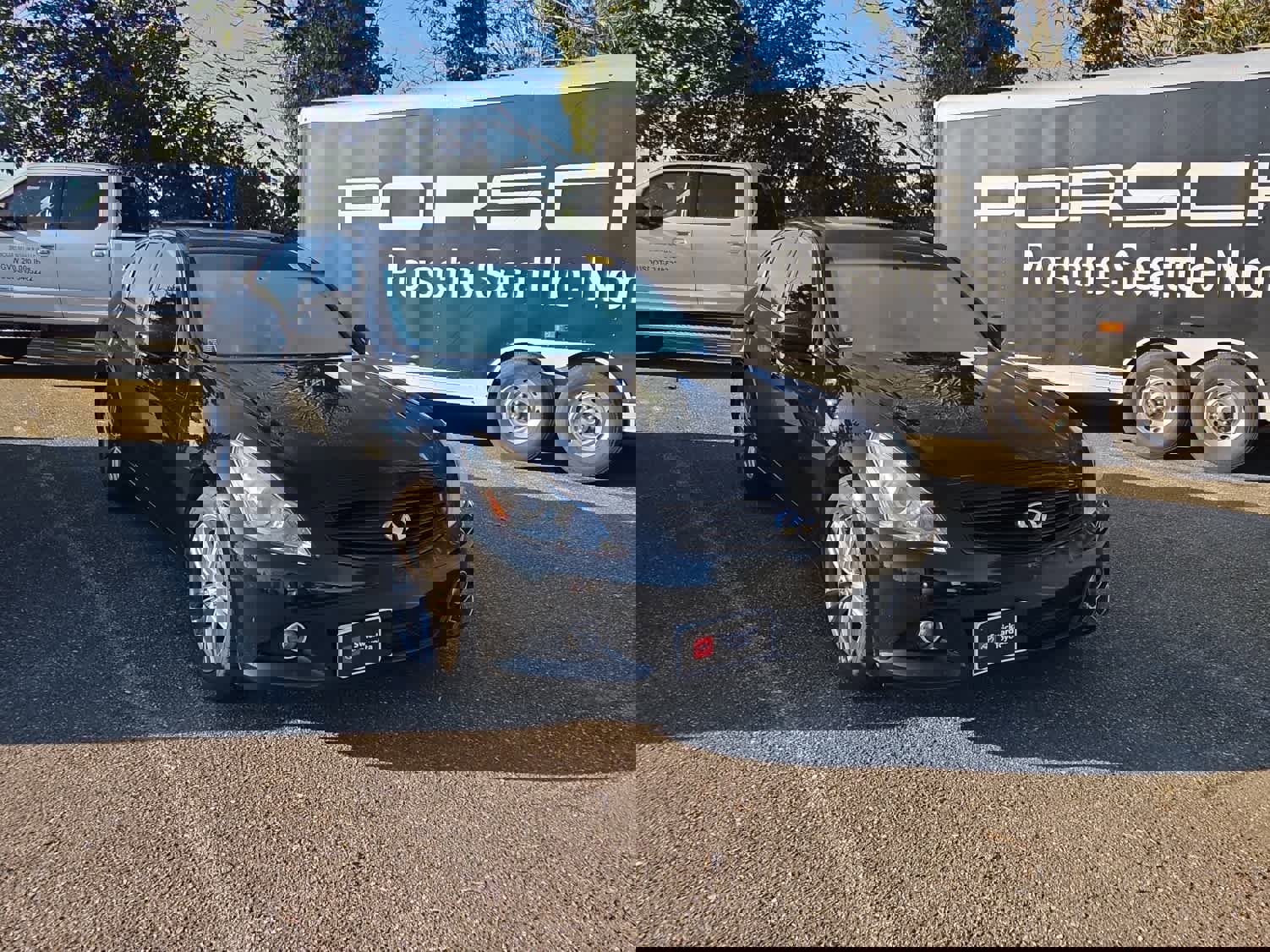 Used 2013 INFINITI G37 x w/ Premium Pkg image 2