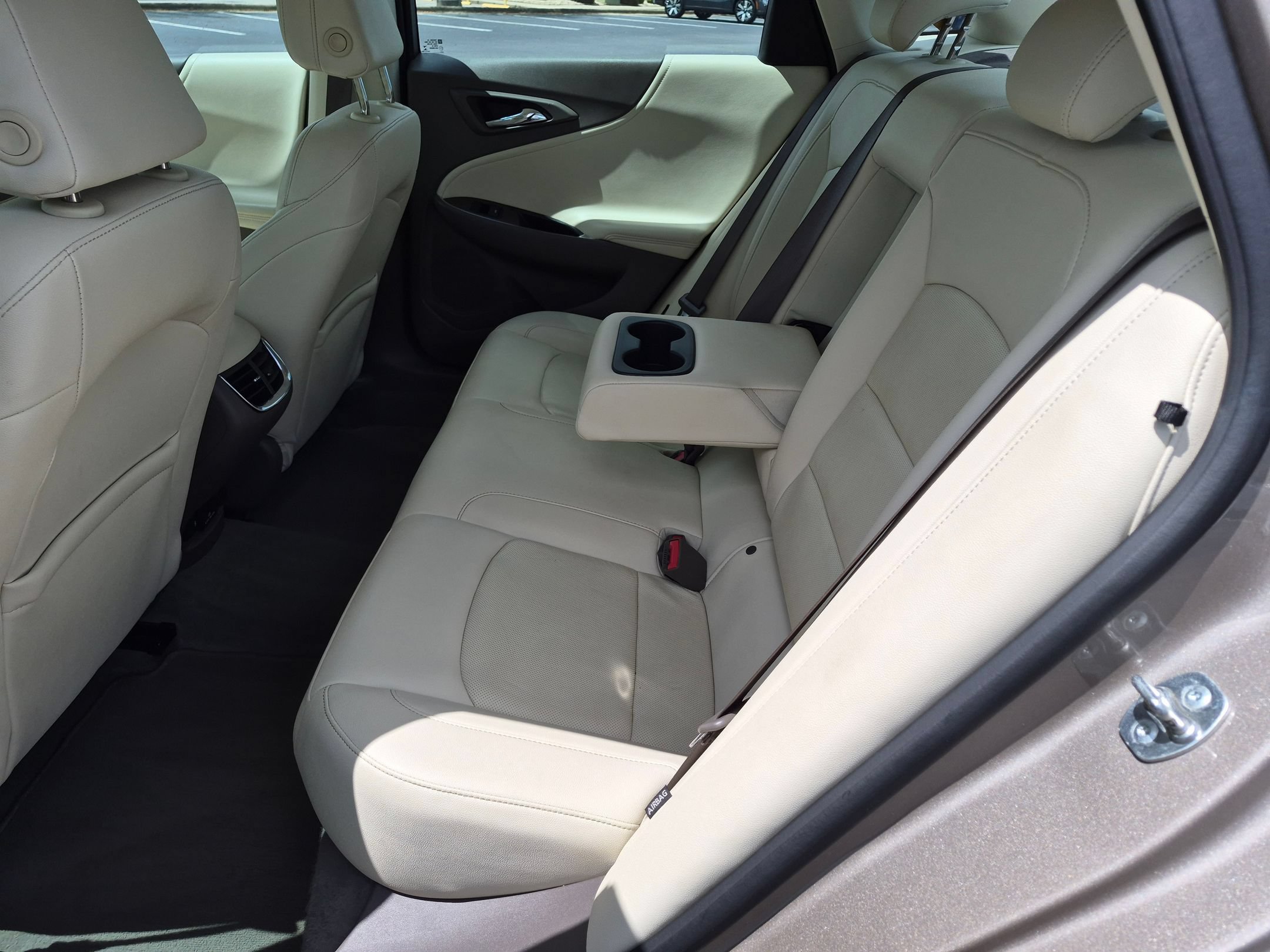 Used 2024 Chevrolet Malibu LT FWD image 30