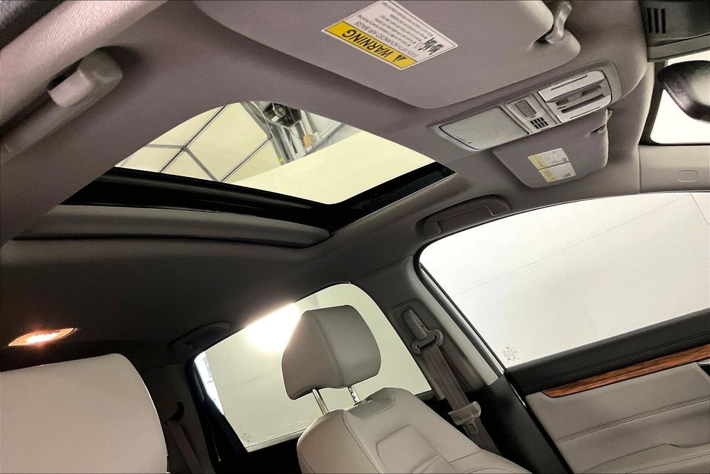Used 2022 Honda CR-V Touring image 23