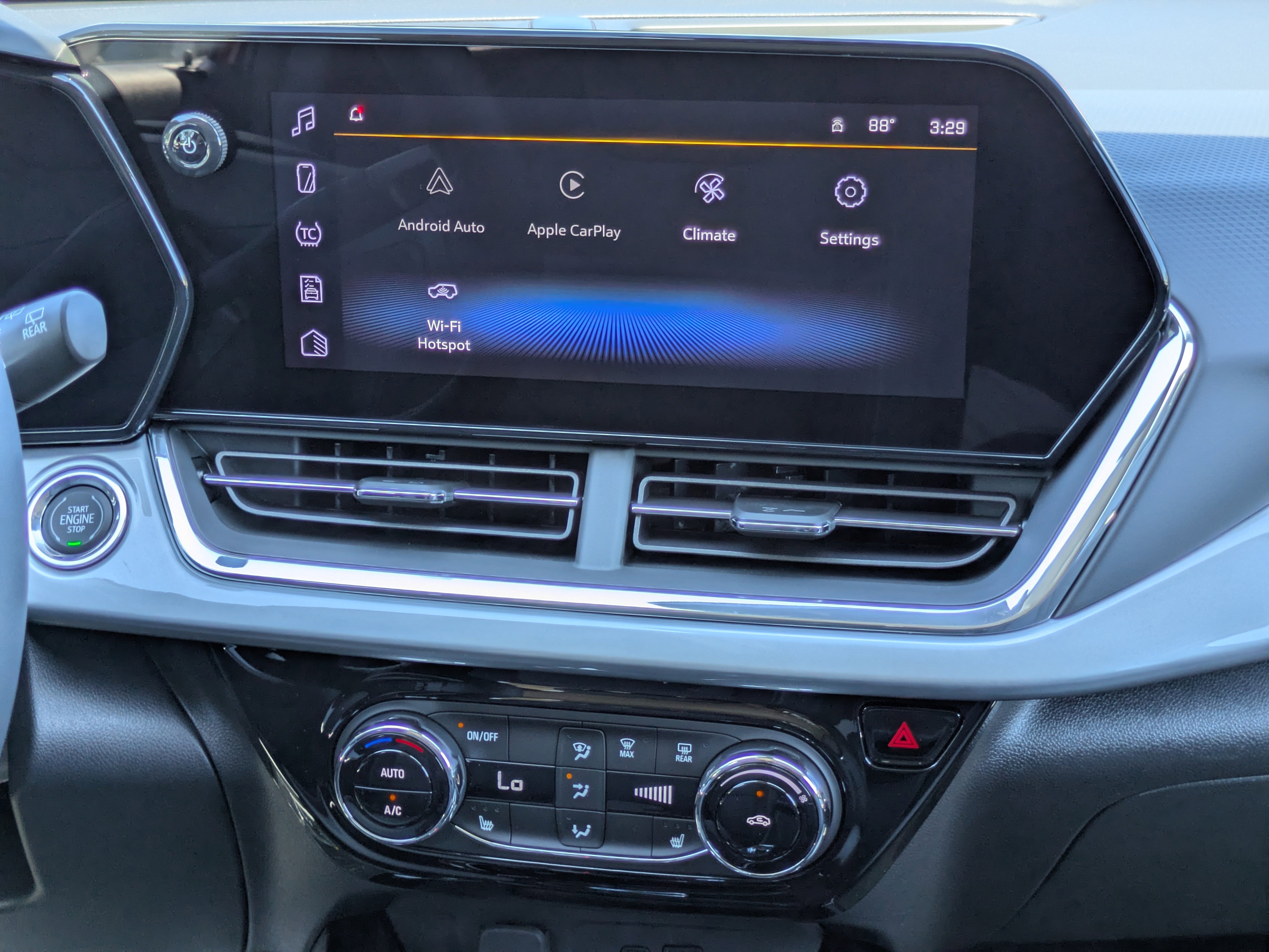 New 2026 Chevrolet Trax LT image 4