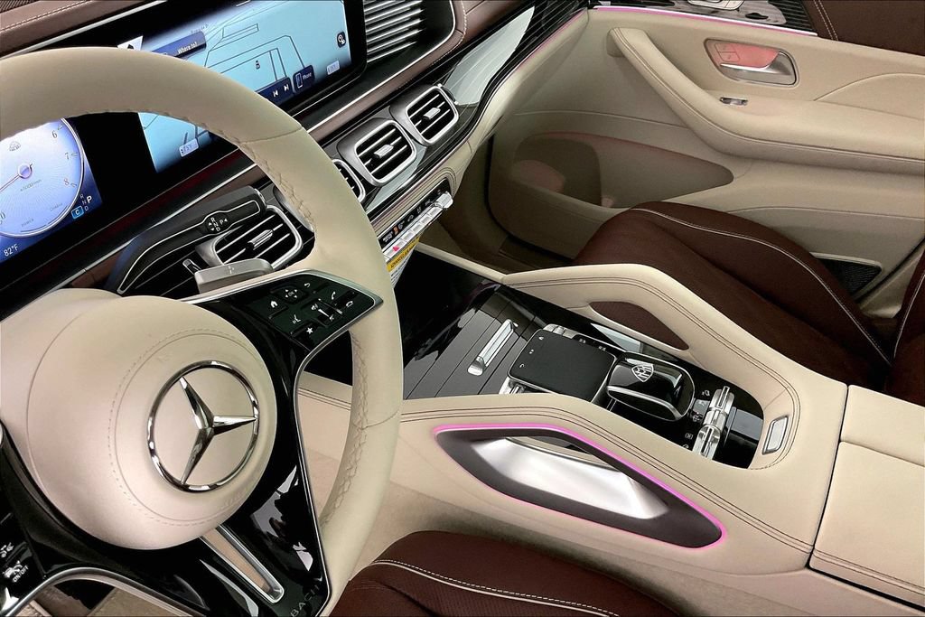 New 2026 Mercedes-Benz Maybach GLS 600 4MATIC image 8