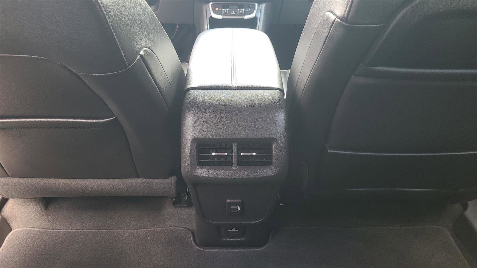 Used 2023 GMC Terrain SLT w/ Elevation Edition AWD/4WD image 24