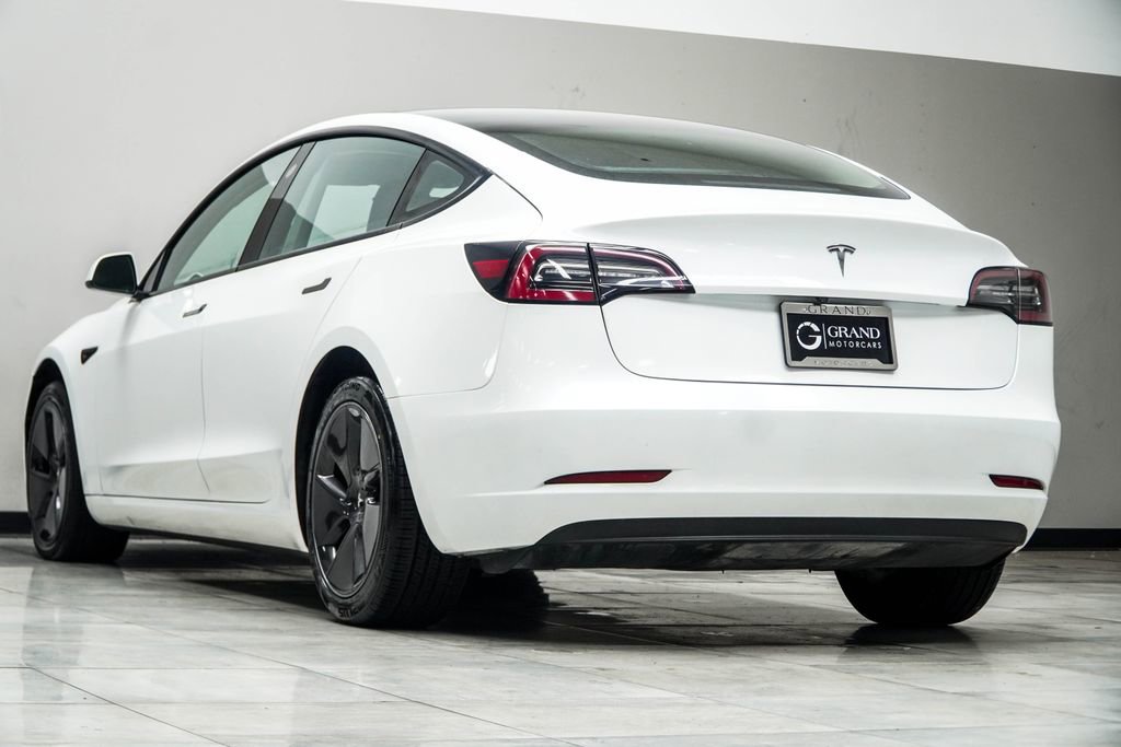Used 2023 Tesla Model 3 Standard Range RWD image 11