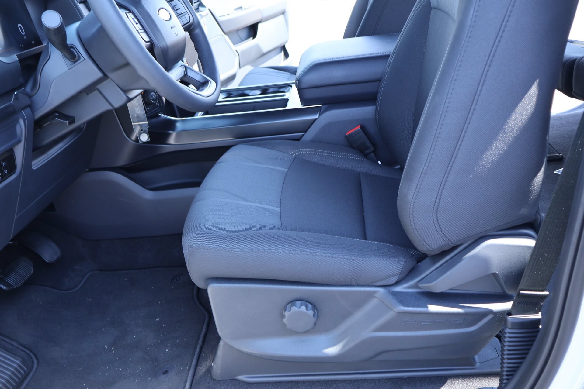 New 2026 Ford F150 STX w/ F-150 LOBO Package AWD/4WD image 10